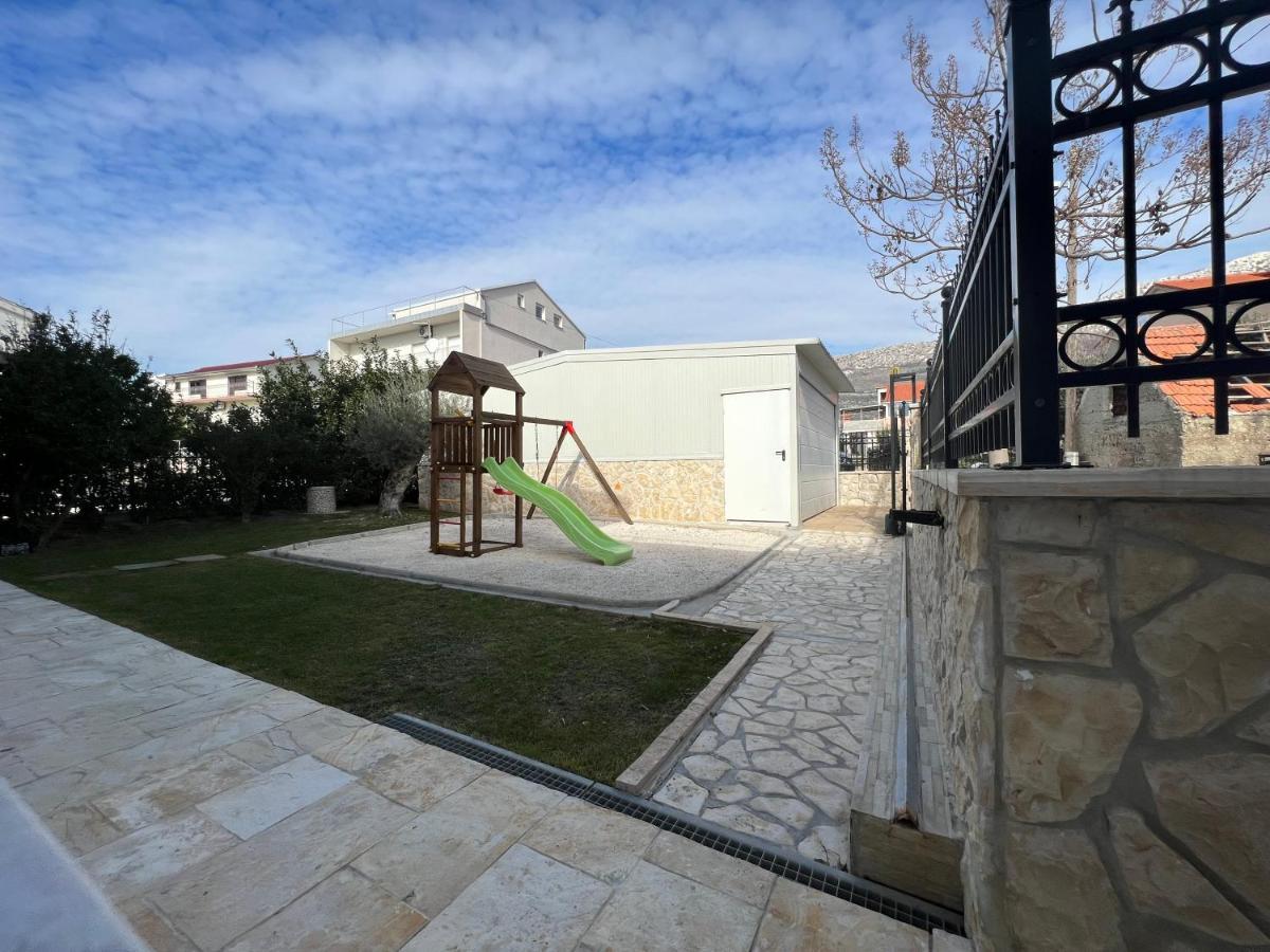 Villa Maci Kaštela エクステリア 写真
